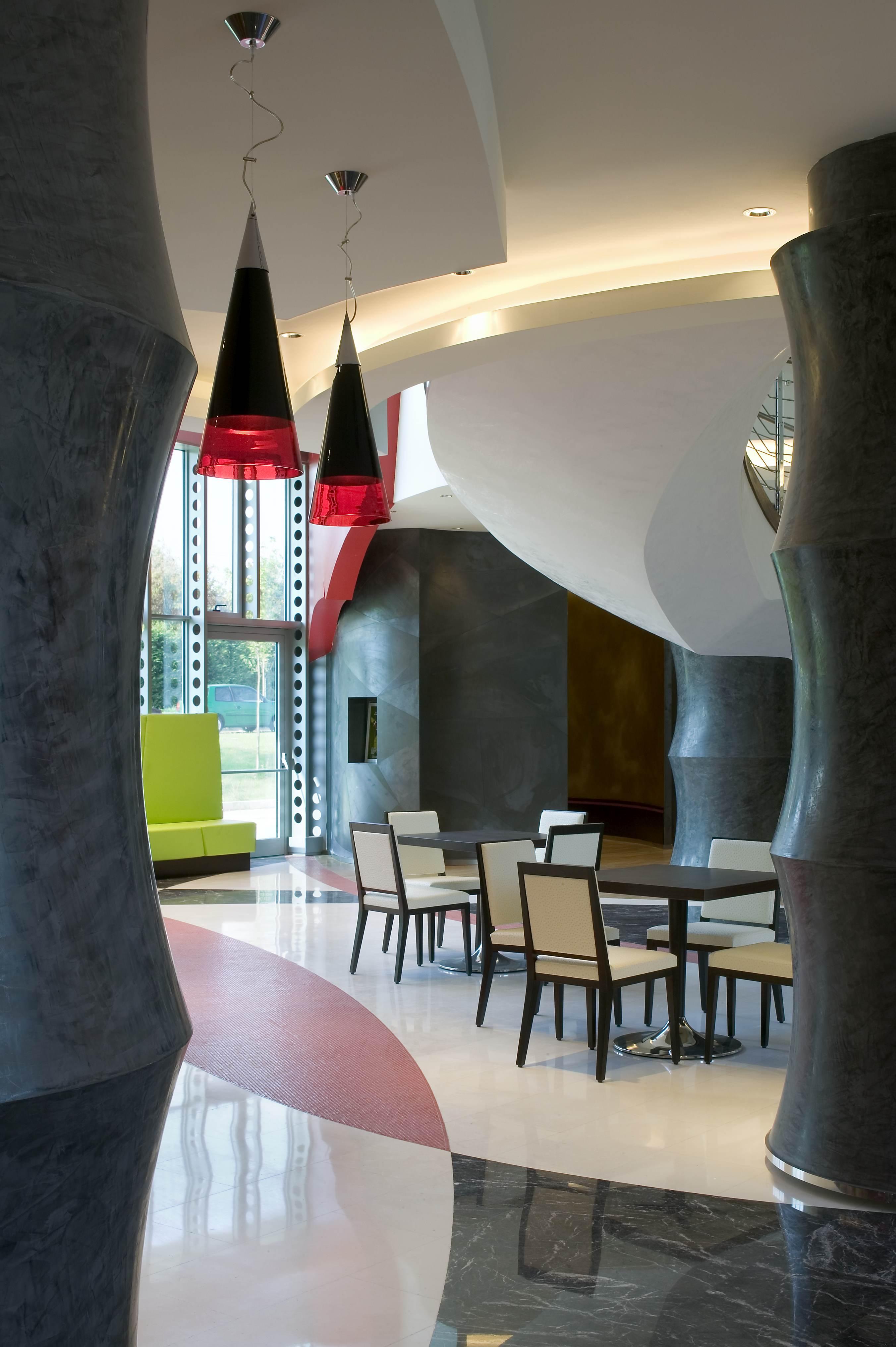 Una Hotels Malpensa Cerro Lago Maggiore Exterior foto